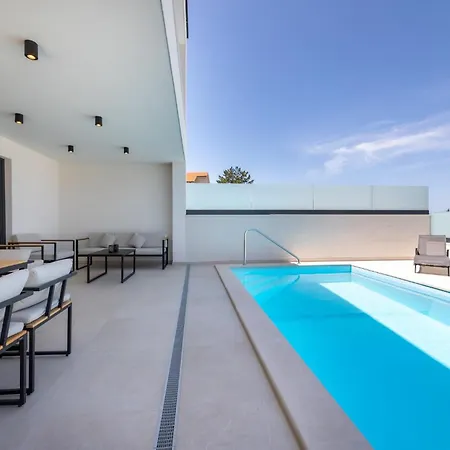 Villa Aria