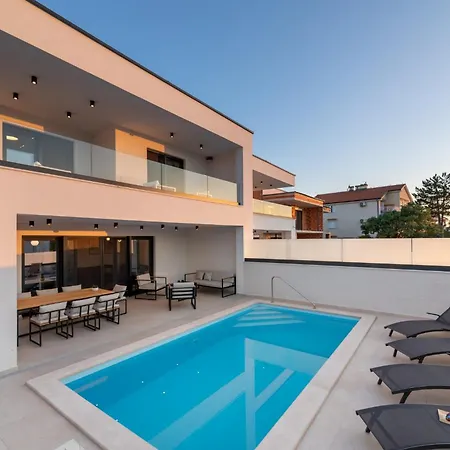 Villa Aria